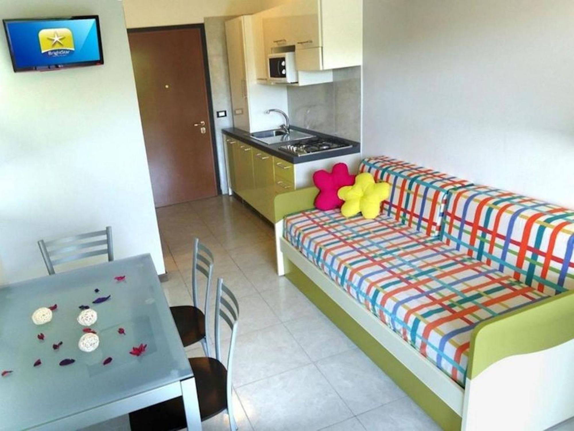 Fully Furnished On The Floor *